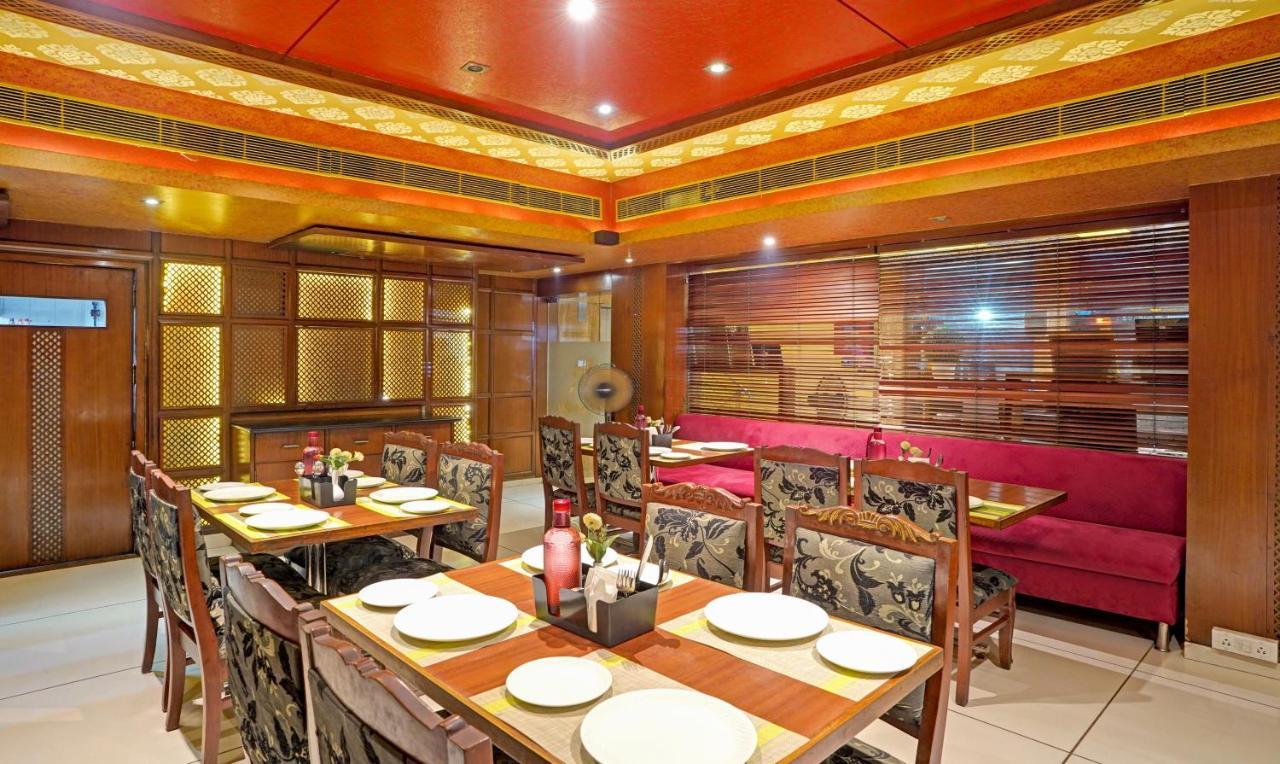 होटल Treebo Royal Cm - City Center 3*