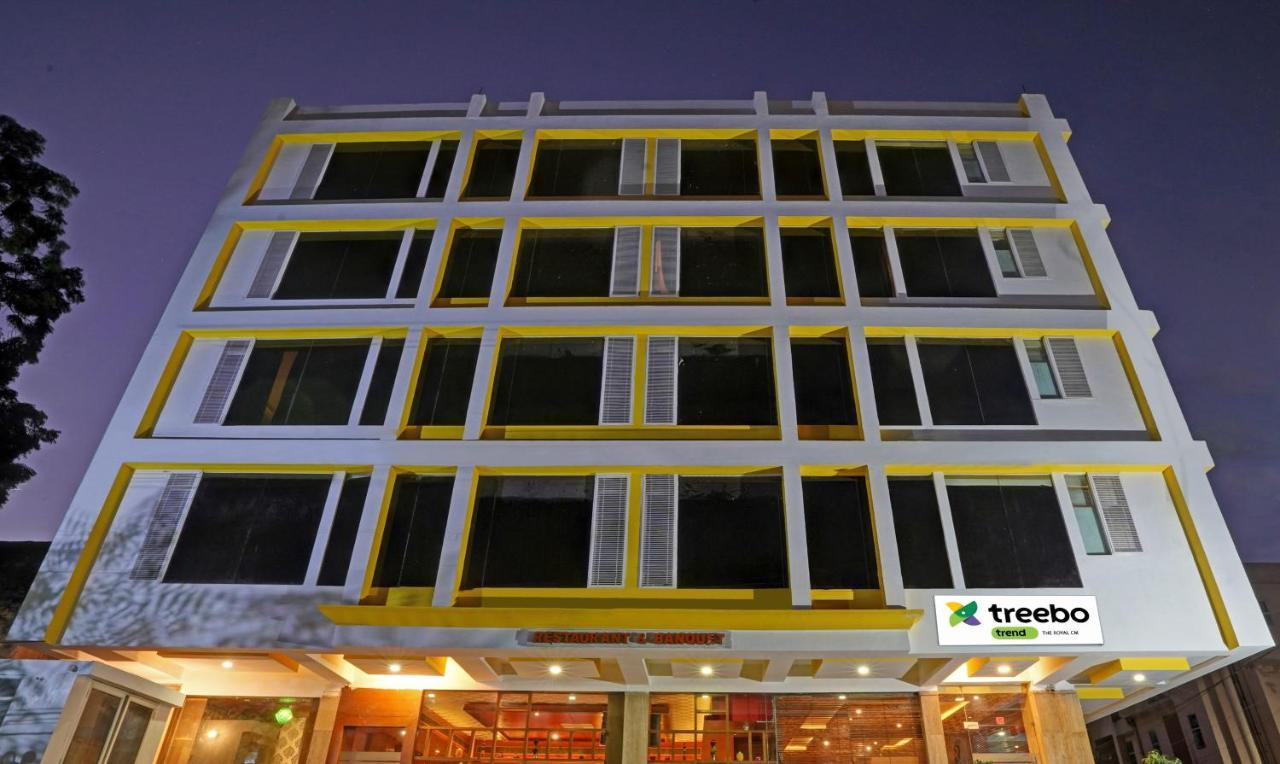 Treebo Royal Cm - City Center 3* Jaipur